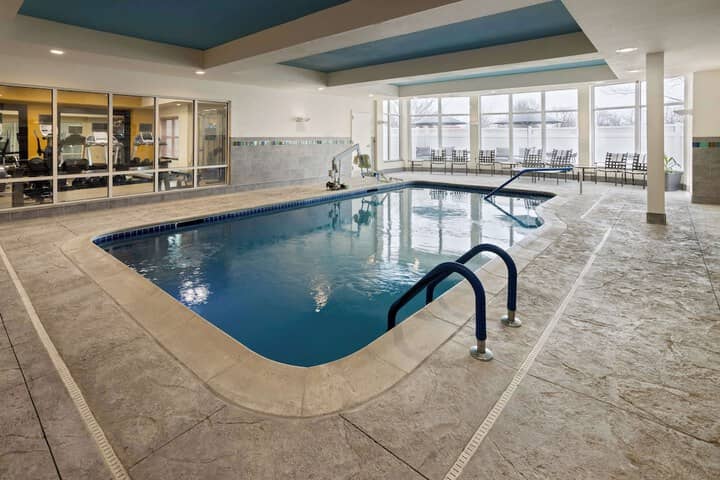 Pool 24 of 39